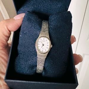 Citizen Quarts watch. NEW. NO TAG. Never been used